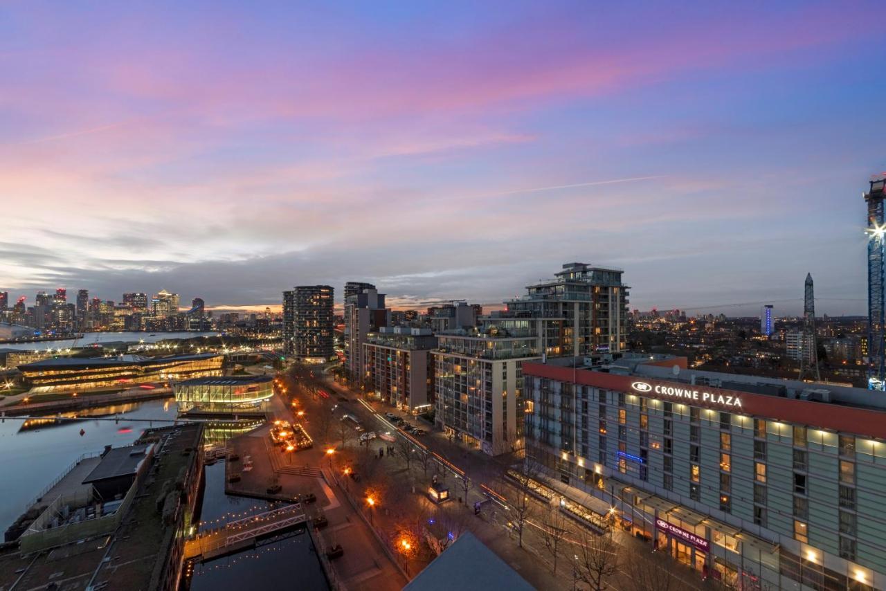 Excel 3 Bedroom Apartment Near City Airport And O2 Arena ลอนดอน ภายนอก รูปภาพ
